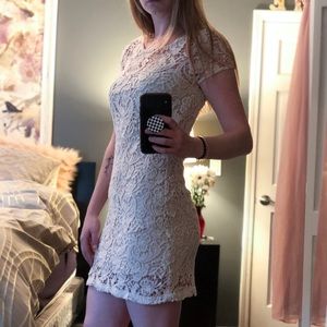 Laured Conrad Cream Lace/crochet mini dress